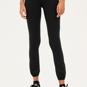 Splits59 Icon Jogger size S NWT